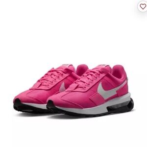 Nike Pink Sneakers with Air Unit and Mesh Upper size 7.5 perfect shape